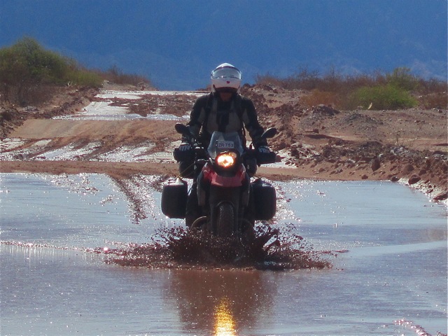 remibmwwatercrossing