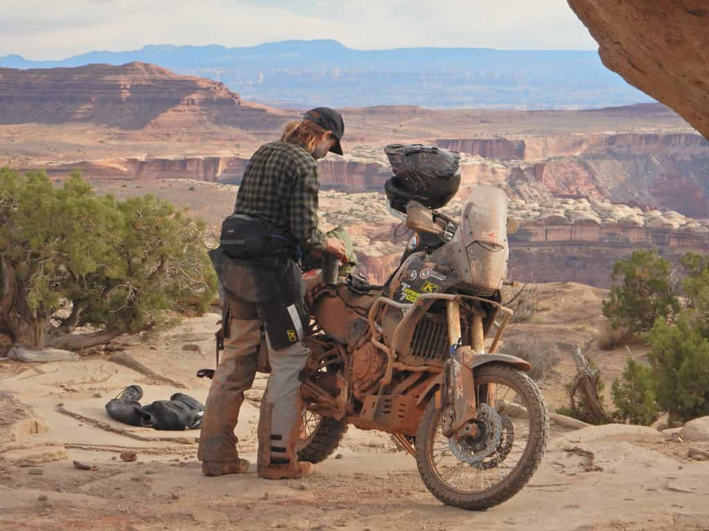 motorcycle rider enjoying the views of the grand canyon