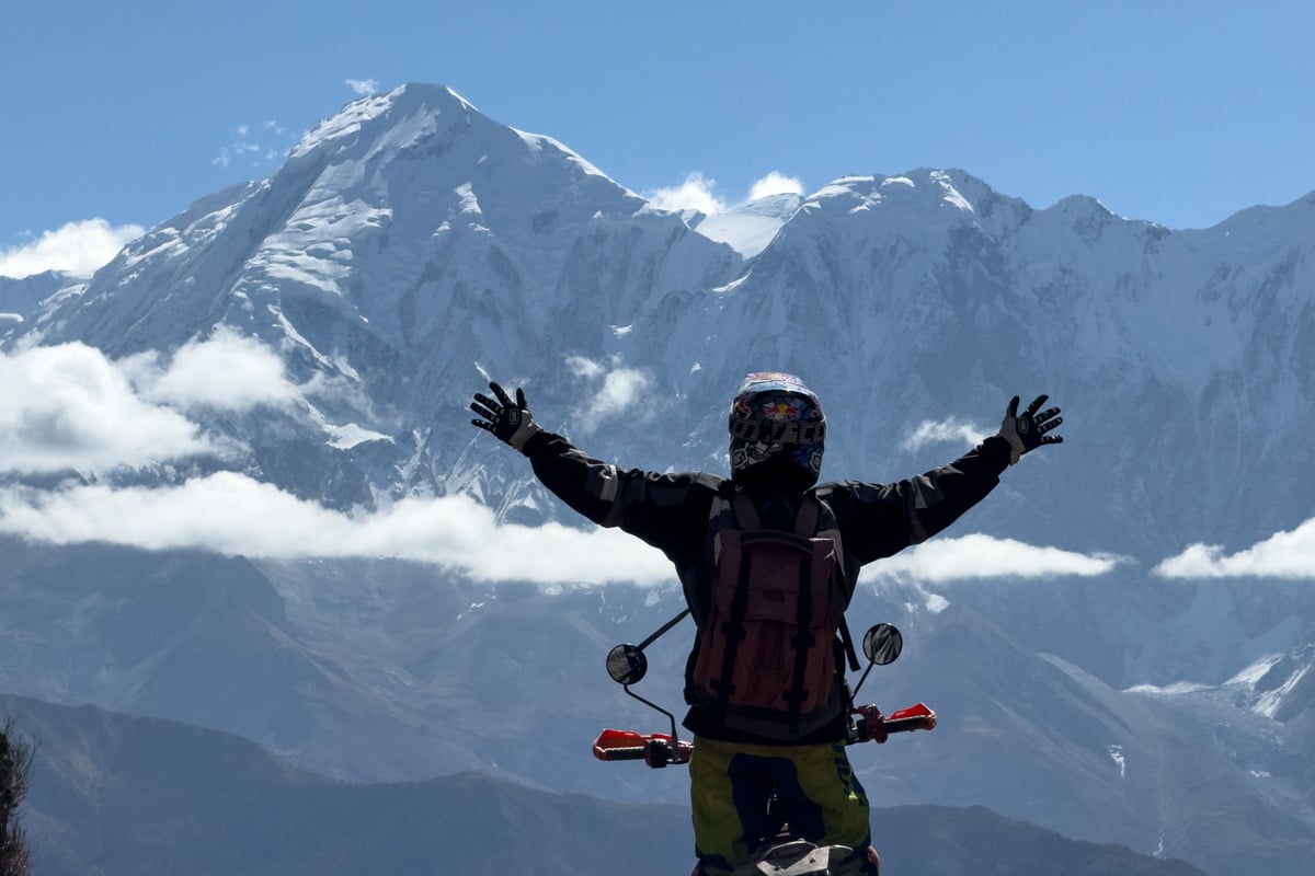 Nepal's Ultimate Dual Sport Ride w/ Jungle Safari, Himalayas & The Forbidden Kingdom